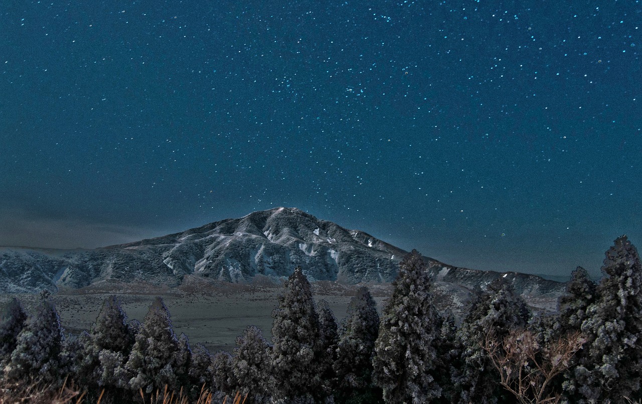 日本樱岛火山喷发 火山灰影响周边地区